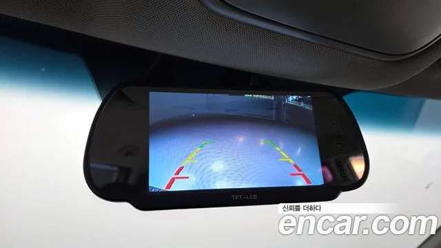 Kia Carnival 2016 thumb 3