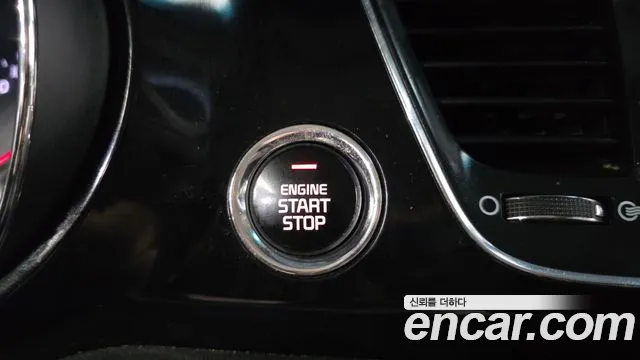 Kia Carnival 2016 thumb 8
