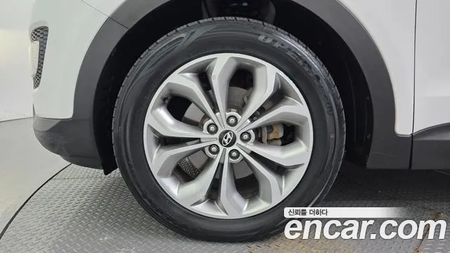 Hyundai Санта Фе 2013 thumb 5