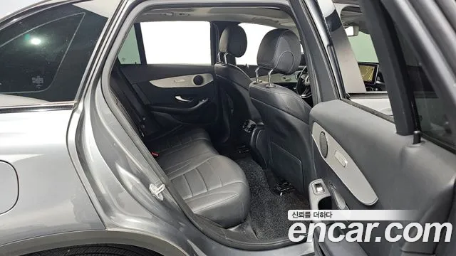 Mercedes-Benz GLC 2018 thumb 9