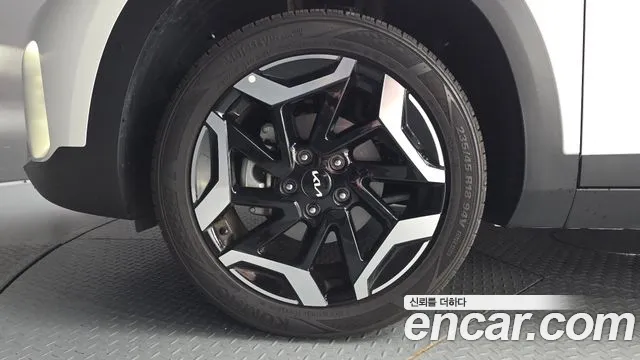 Kia Seltos 2025 thumb 2