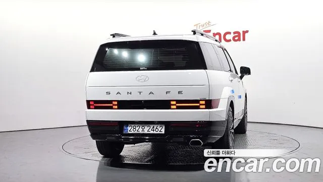Hyundai Santa Fe 2024 thumb 9