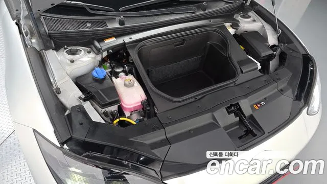 Hyundai Ioniq6 2023 thumb 6
