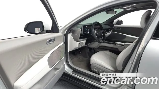 Hyundai Ioniq6 2023 thumb 10