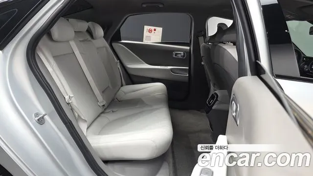 Hyundai Ioniq6 2023 thumb 12