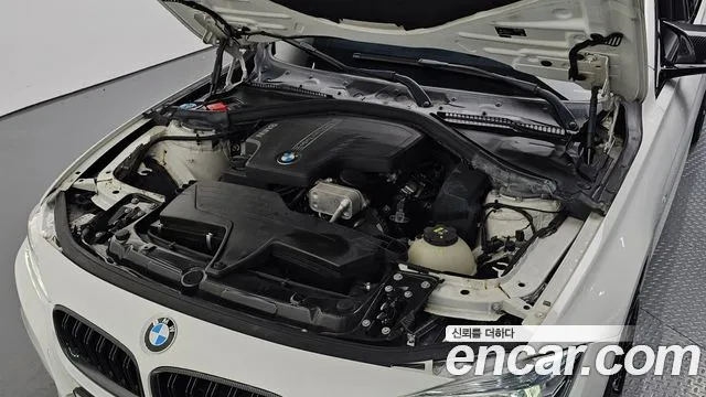 BMW 3 серии 2017 thumb 7