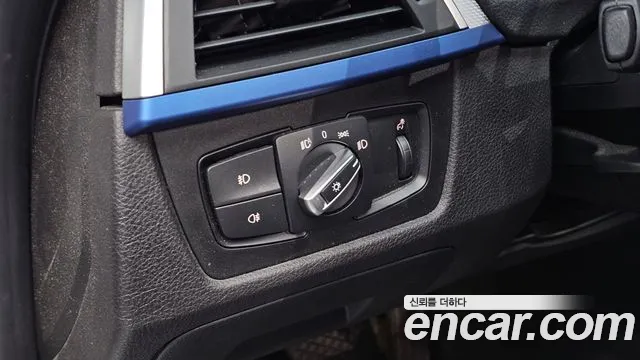 BMW 3 серии 2017 thumb 6