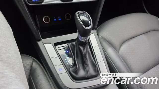 Hyundai Avante 2019 thumb 4
