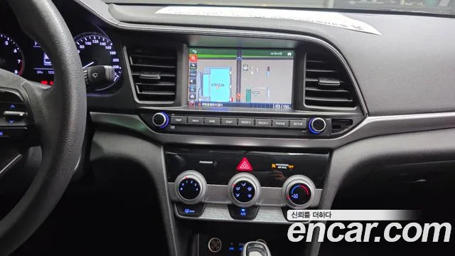 Hyundai Avante 2019 thumb 8