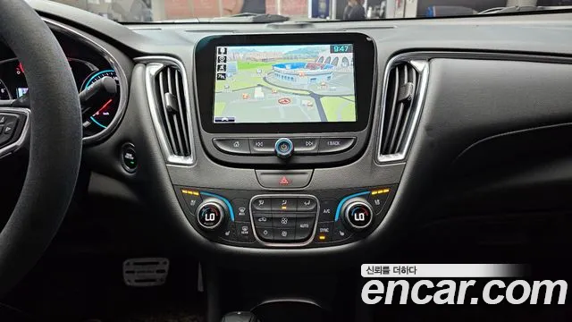 Chevrolet Malibu 2018 thumb 2