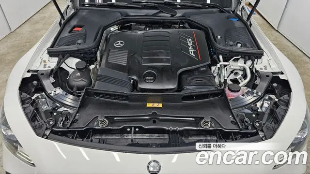 Mercedes-Benz AMG GT 2025 thumb 7