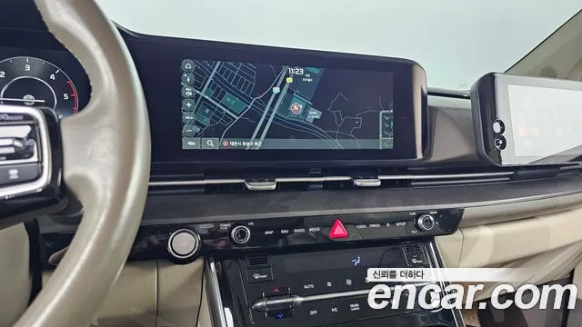Kia Carnival 2021 thumb 7