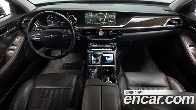 Genesis G90 2017 thumb 2