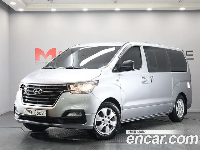 Hyundai Staria 2018 thumb 3