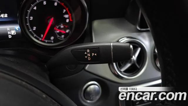 Mercedes-Benz A-Класс 2019 thumb 4