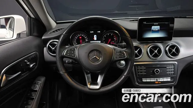 Mercedes-Benz A-Класс 2019 thumb 7