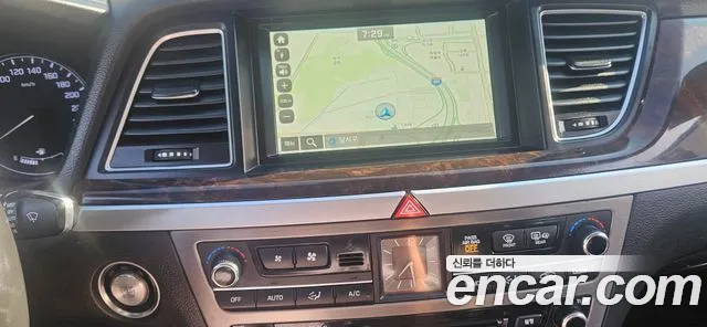 Hyundai Genesis 2015 thumb 6