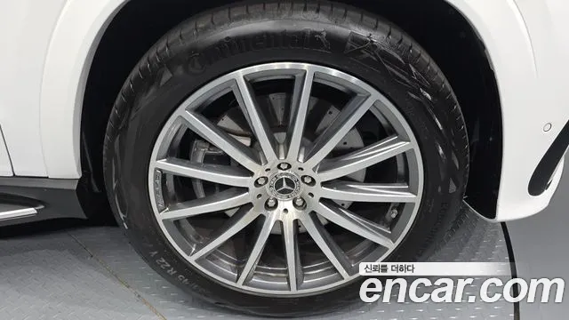 Mercedes-Benz GLS 2026 thumb 7