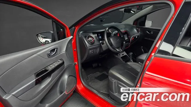 Renault QM3 2015 thumb 7