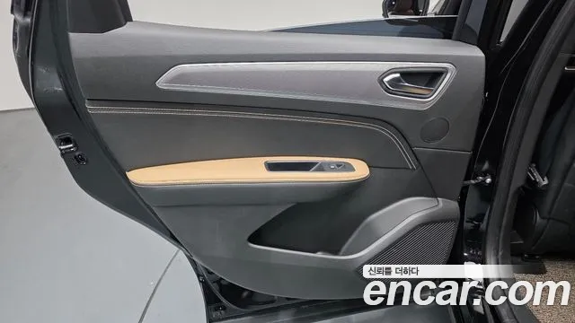 Renault Arkana 2025 thumb 3