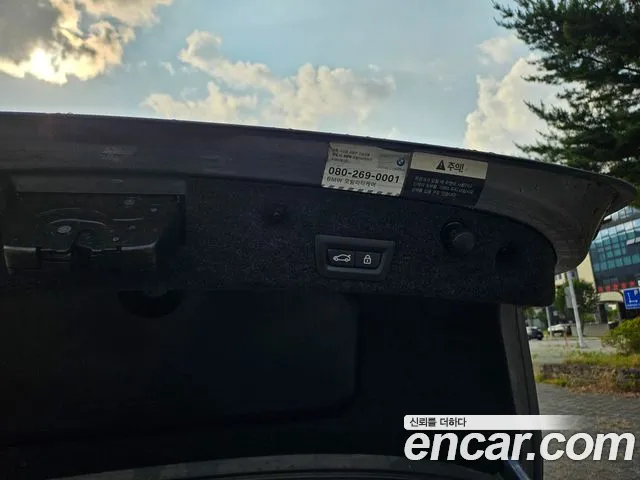 BMW 5 серии 2016 thumb 11