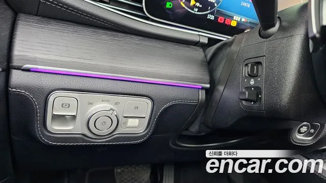 Mercedes-Benz E-Класс 2025 thumb 11
