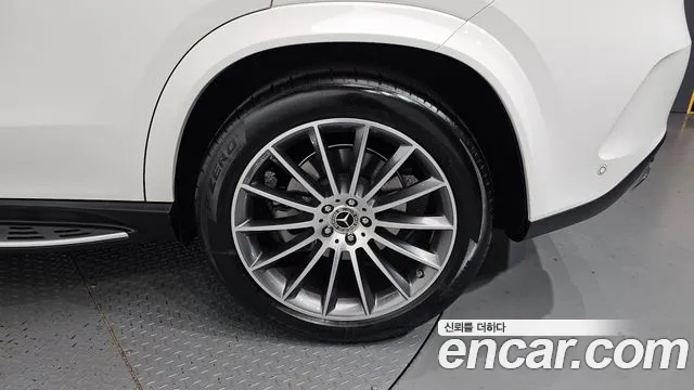 Mercedes-Benz E-Класс 2025 thumb 5