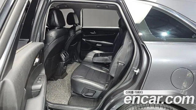 Kia Sorento 2016 thumb 5