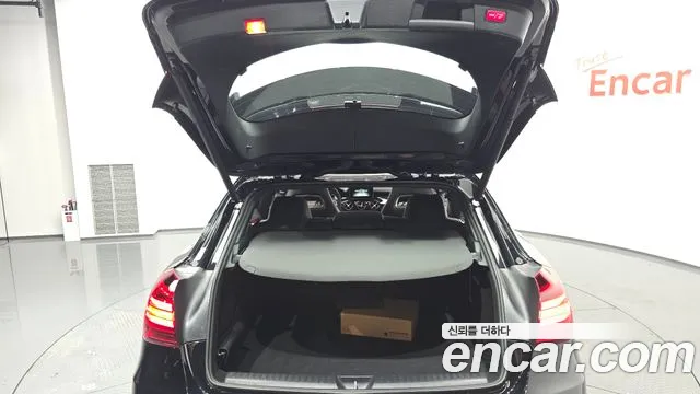 Mercedes-Benz A-Класс 2018 thumb 9