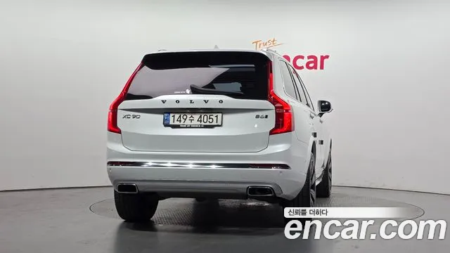 Volvo XC90 2021 thumb 6