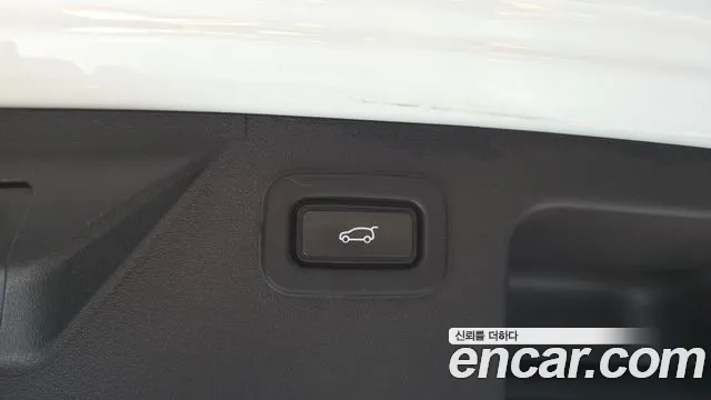 Land Rover Discovery Sport 2020 thumb 3