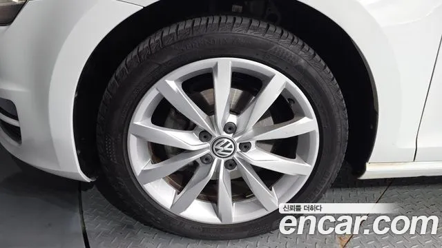 Volkswagen Golf 2015 thumb 4
