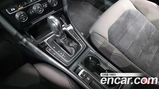 Volkswagen Golf 2015 thumb 8