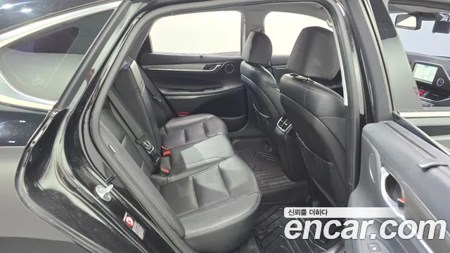 Hyundai Grandeur 2016 thumb 2