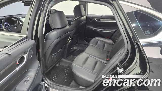 Hyundai Grandeur 2016 thumb 11