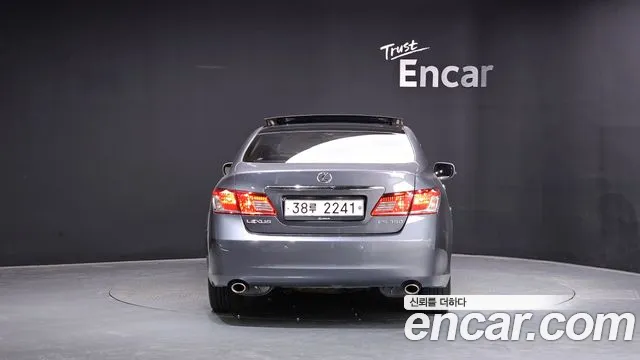 Lexus ES 2012 thumb 3