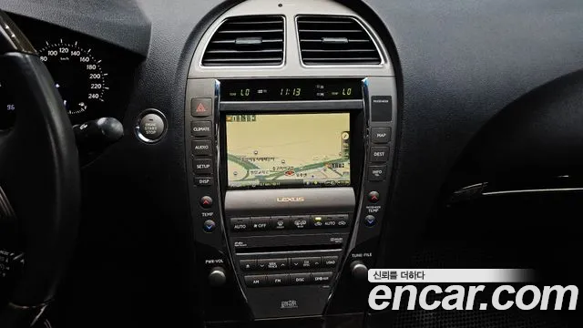 Lexus ES 2012 thumb 12