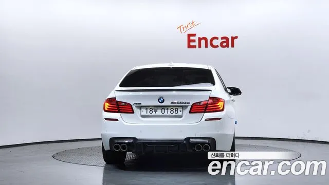 BMW 5 серии 2016 thumb 9