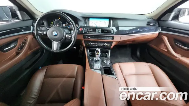 BMW 5 серии 2016 thumb 4