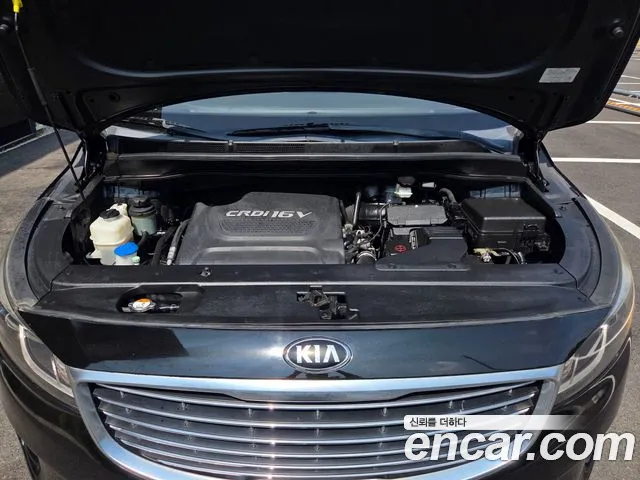 Kia Carnival 2014 thumb 11