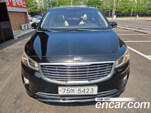 Kia Carnival 2014 thumb 6