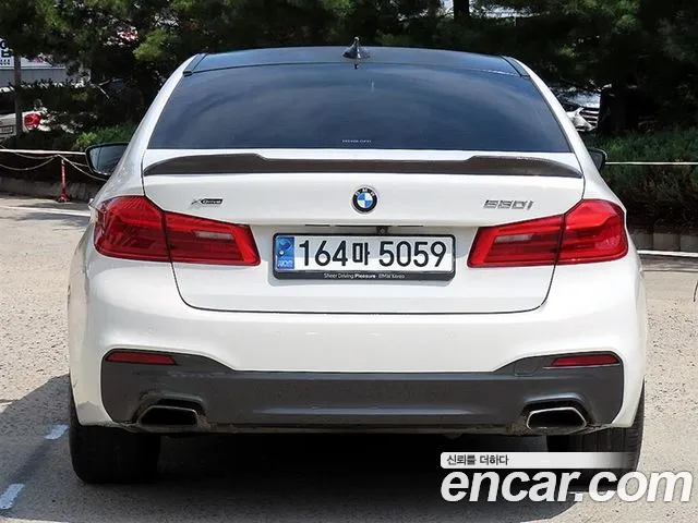 BMW 5 серии 2018 thumb 2