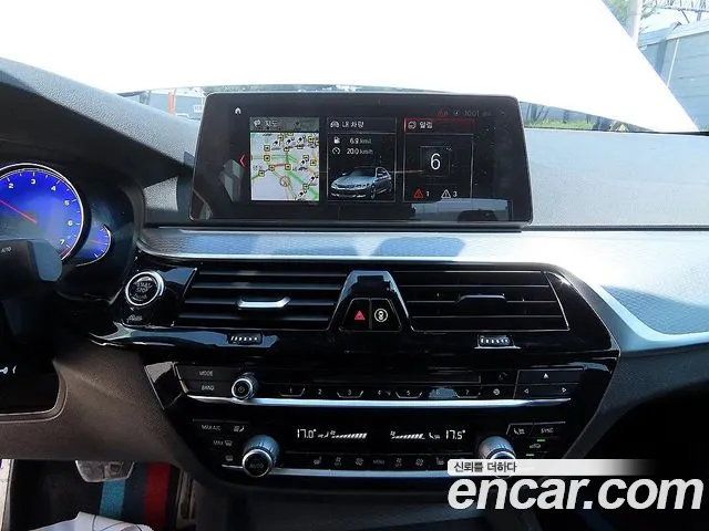 BMW 5 серии 2018 thumb 9