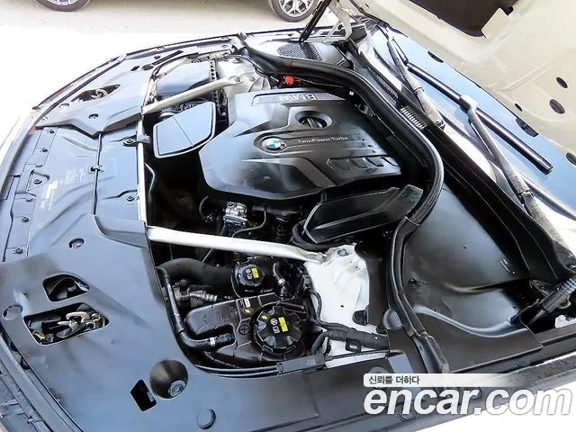 BMW 5 серии 2018 thumb 7