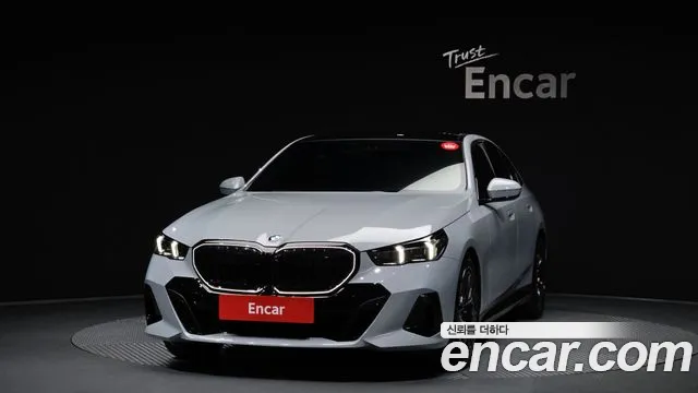 BMW 5 серии 2025 thumb 10