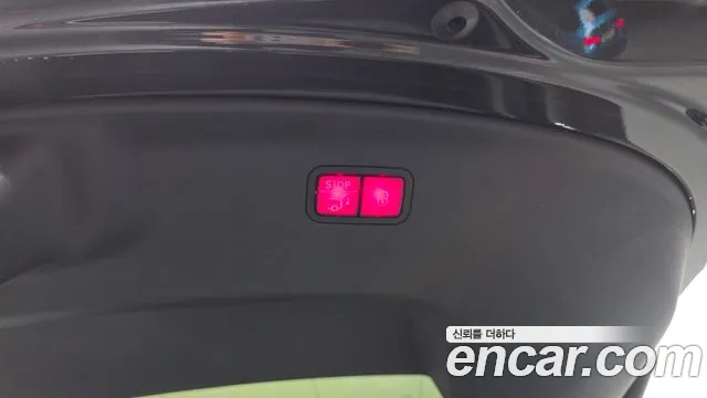 Mercedes-Benz AMG GT 2021 thumb 11