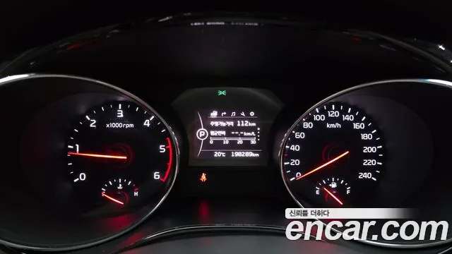 Kia Carnival 2018 thumb 10