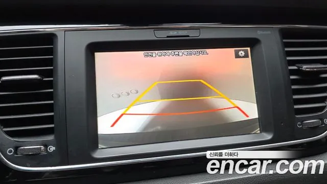 Kia Carnival 2018 thumb 8