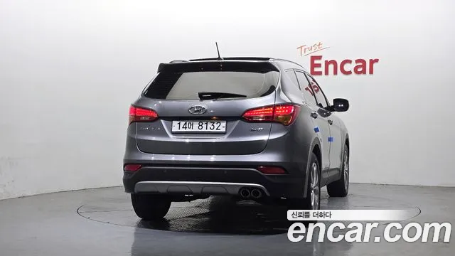 Hyundai Санта Фе 2012 thumb 3
