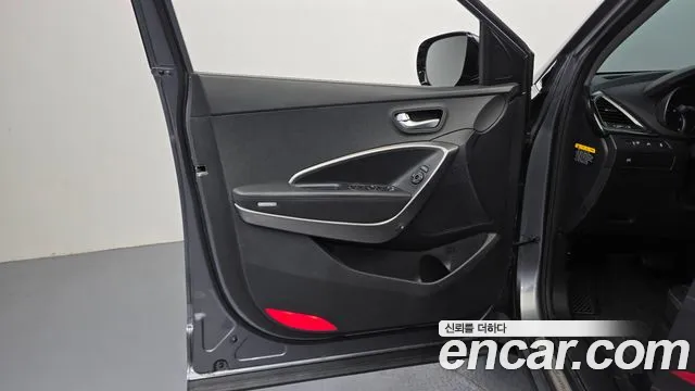 Hyundai Санта Фе 2012 thumb 11